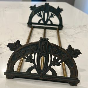 Vintage Ornate Metal Slide Expandable Book Rack Holder